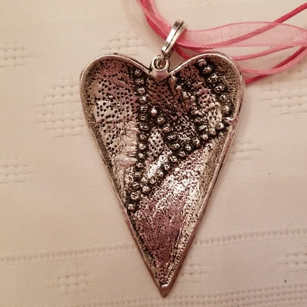 Enameled heart necklace - Picture 7 of 7